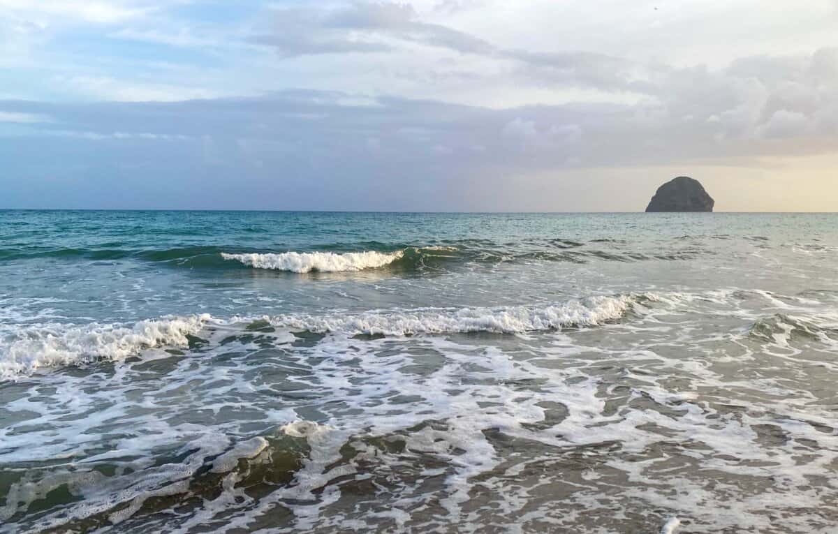 Des mouillages écologiques envisagés autour du Rocher du Diamant